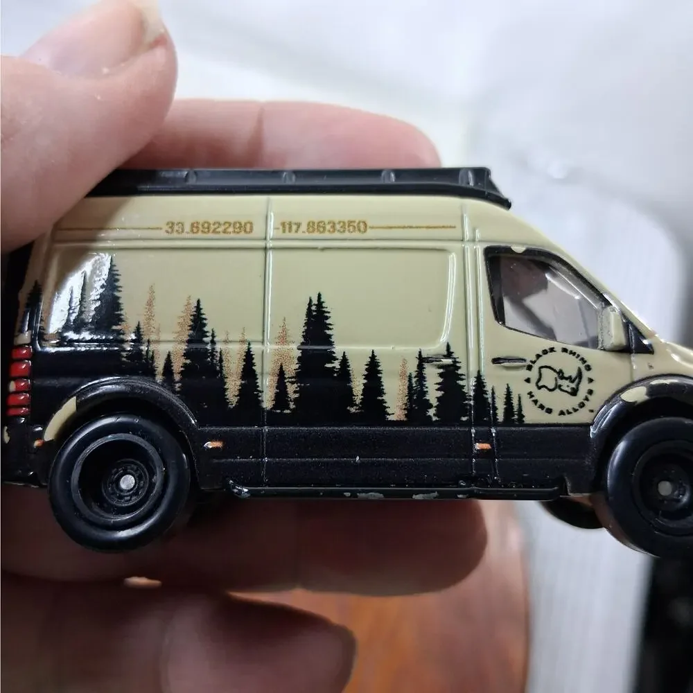 HOT WHEELS Premium Set of 2 Diecast Cars Mercedes Sprinter + Toyota Land Cruiser